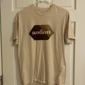Two men’s large tshirts, Quick Silver and Levi’s BUNDLE